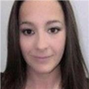 Filóloga inglesa, Máster del Profesorado, c2, y con amplia experiencia en Cambridge y EOI de más de 15 años. Igualmente tengo experiencia como profe en institutos